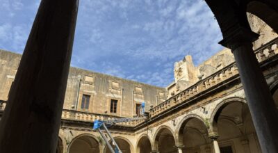 Intervento di manutenzione per il decoro e la sicurezza dell’antico palazzo comunale