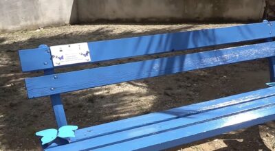 Una panchina blu per l’autismo