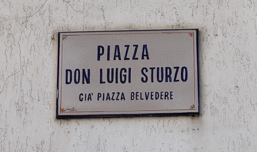 Piazza Don Luigi Sturzo, apre il cantiere per la riqualificazione
